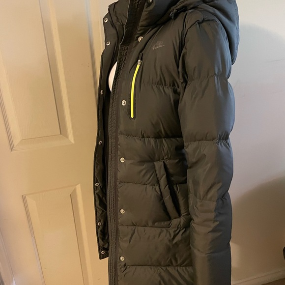 Very warm Nike down jacket - Picture 8 of 15